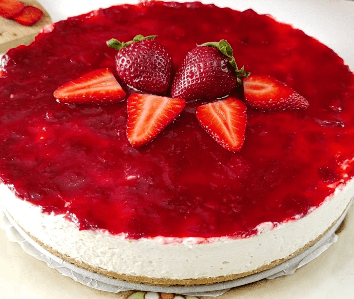 Torta allo yogurt: la ricetta di un dolce semplice e goloso