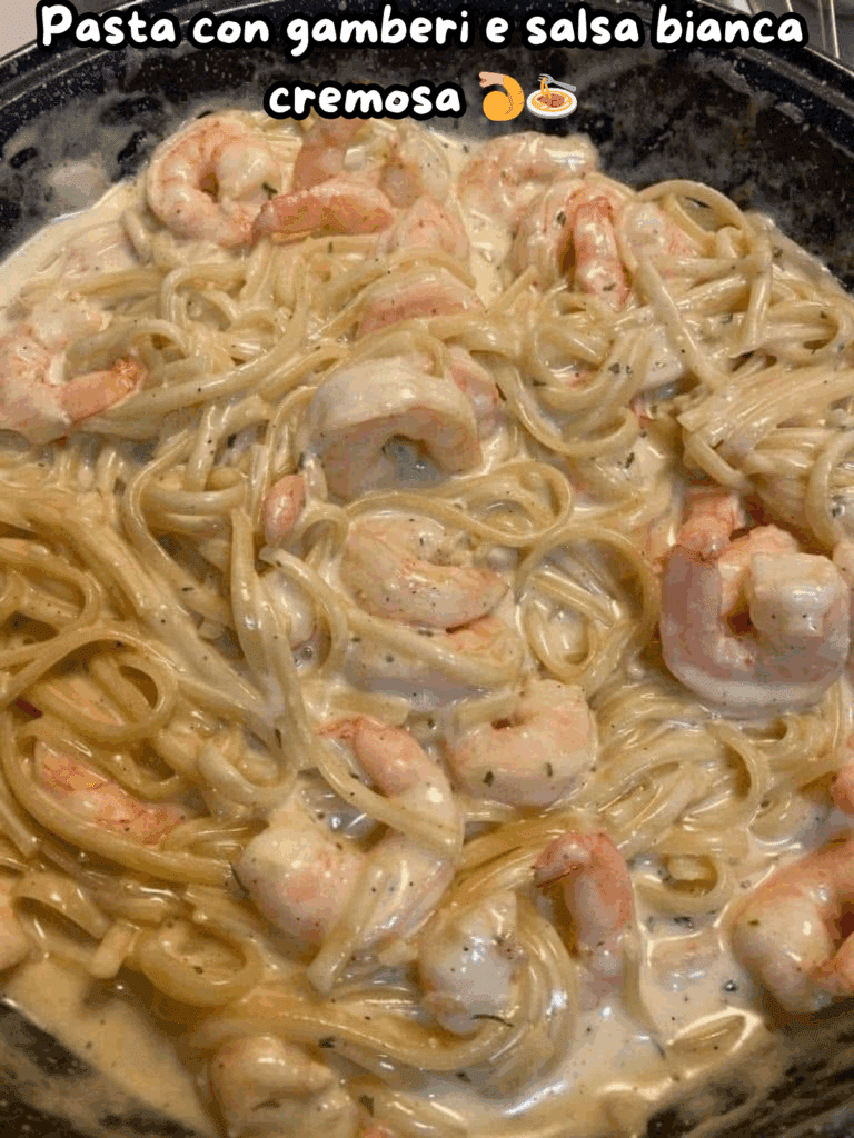 Pasta con gamberi e salsa bianca cremosa