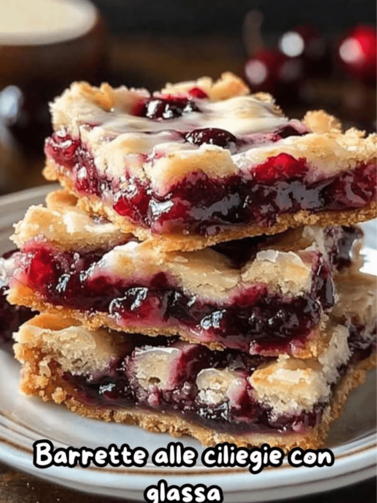 Crumble alle ciliegie: dolcetti friabili dal cuore fruttato