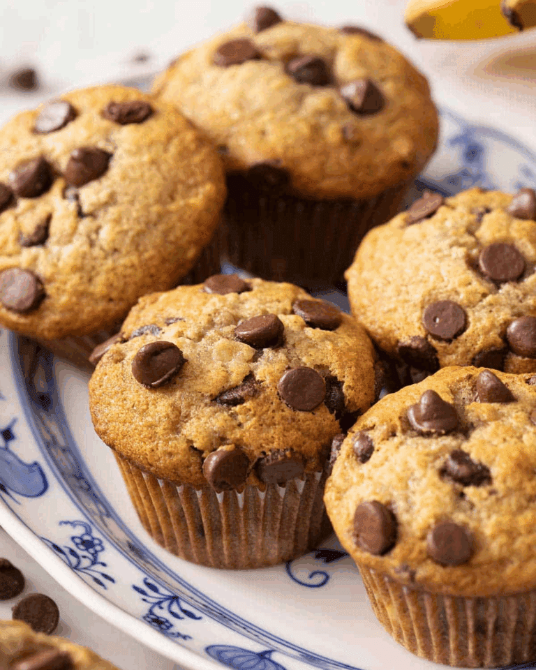 Muffin alla Banana e Gocce di Cioccolato – Morbidi, Golosi e Pronti in Pochi Minuti