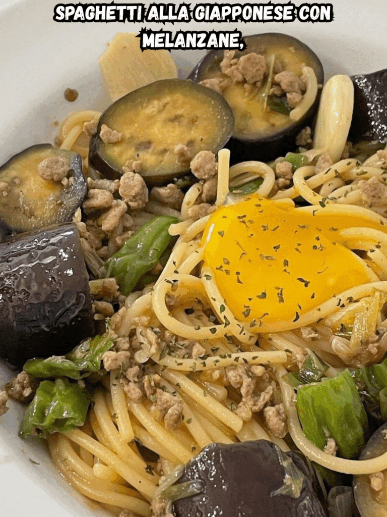 Spaghetti alla Giapponese con Melanzane, Peperoncini Verdi e Tuorlo d’Uovo: un Viaggio di Sapori Inatteso